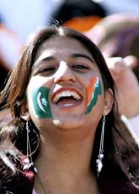 Pakistan India friendship, cheering cricket fan
